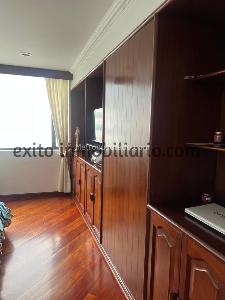 Apartamento de 3 alcobas en venta en Santa Barbara, Bogotá, 209 m² · foto 9 de 19