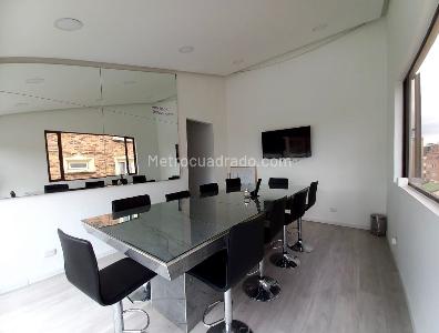 Apartamento de 5 alcobas en arriendo en Chico, Bogotá, 658 m² · foto 8 de 20