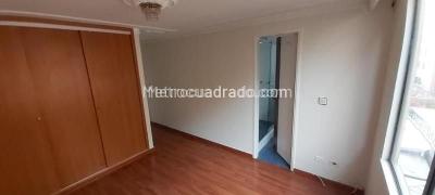 Apartamento de 3 alcobas en venta en La Carolina, Bogotá, 152 m² · foto 5 de 5