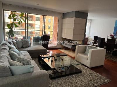 Apartamento de 4 alcobas en arriendo en Santa Barbara, Bogotá, 151 m² · foto 3 de 15