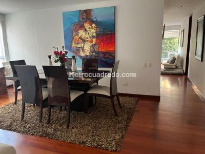 Apartamento de 4 alcobas en arriendo en Santa Barbara, Bogotá, 151 m² · foto 4 de 15