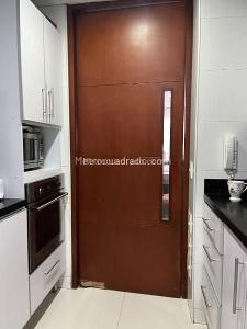Apartamento de 4 alcobas en arriendo en Santa Barbara, Bogotá, 151 m² · foto 6 de 15
