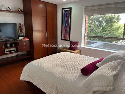 Apartamento de 4 alcobas en arriendo en Santa Barbara, Bogotá, 151 m² · foto 10 de 15