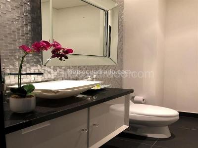 Apartamento de 2 alcobas en venta en Los Rosales, Bogotá, 175 m² · foto 11 de 12