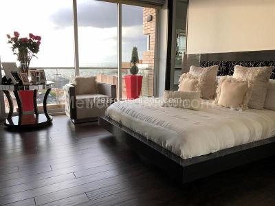 Apartamento de 2 alcobas en venta en Los Rosales, Bogotá, 175 m² · foto 8 de 12