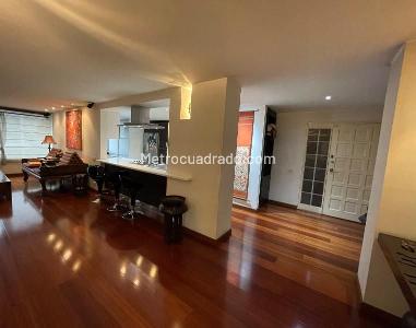 Apartamento en venta en El Refugio, Bogotá · foto 3 de 14
