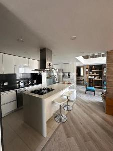 Apartamento de 3 alcobas en arriendo en Pradera Norte, Bogotá, 168 m² · foto 2 de 14