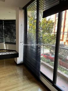 Apartamento de 3 alcobas en venta en Santa Barbara, Bogotá, 128 m² · foto 2 de 14