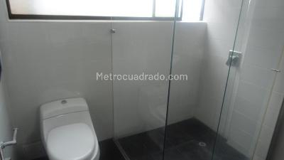 Apartamento en venta en Los Rosales, Bogotá · foto 8 de 13