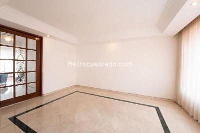 Apartamento de 3 alcobas en arriendo en Bosque De La Cañada, Bogotá, 210 m² · foto 4 de 17