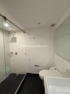 Apartamento de 2 alcobas en arriendo en La Carolina, Bogotá, 100 m² · foto 9 de 9