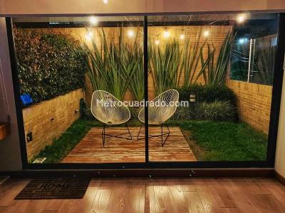 Apartamento de 2 alcobas en arriendo en Santa Barbara, Bogotá, 88 m² · foto 7 de 12