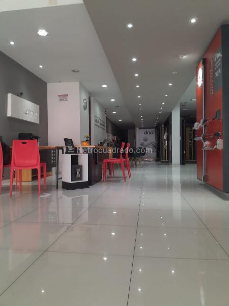 Local Comercial en Venta, Chico Norte, Bogotá D.C. - Más