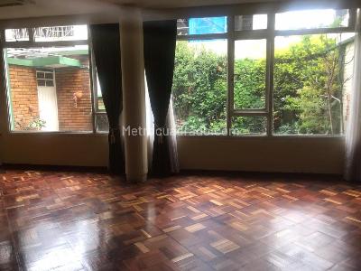 Casa de 4 alcobas en venta en La Castellana, Bogotá, 300 m² · foto 3 de 12