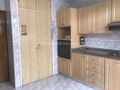 Casa de 4 alcobas en venta en La Castellana, Bogotá, 300 m² · foto 5 de 12