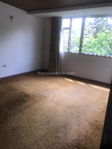Casa de 4 alcobas en venta en La Castellana, Bogotá, 300 m² · foto 9 de 12