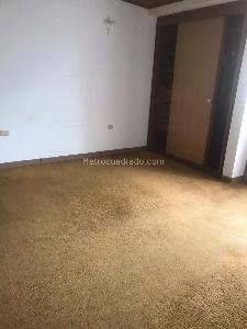 Casa de 4 alcobas en venta en La Castellana, Bogotá, 300 m² · foto 11 de 12