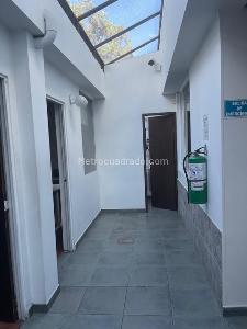 Casa de 5 alcobas en venta en Polo Club, Bogotá, 313 m² · foto 2 de 14