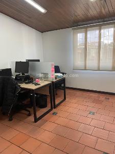 Casa de 5 alcobas en venta en Polo Club, Bogotá, 313 m² · foto 6 de 14