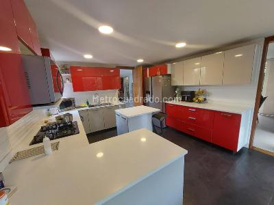 Casa de 3 alcobas en venta en Guaymaral, Bogotá, 240 m² · foto 8 de 16