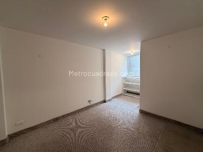 Apartamento en venta en Santa Barbara, Bogotá · foto 3 de 7
