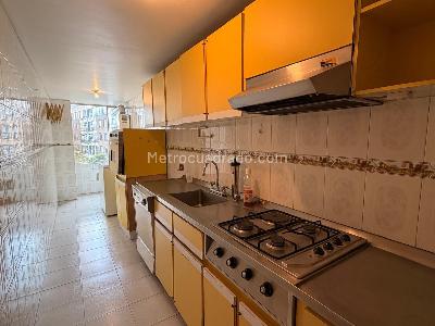 Apartamento en venta en Santa Barbara, Bogotá · foto 5 de 7