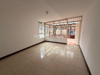 Casa de 4 alcobas en arriendo en Puente Largo, Bogotá, 350 m² · foto 2 de 16