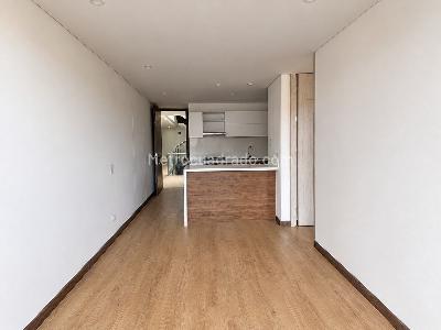 Apartaestudio en arriendo en San Patricio, Bogotá, 54 m² · foto 2 de 11