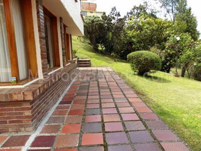 Casa de 3 alcobas en venta en Alcazar San Luis, Bogotá, 245 m² · foto 2 de 18