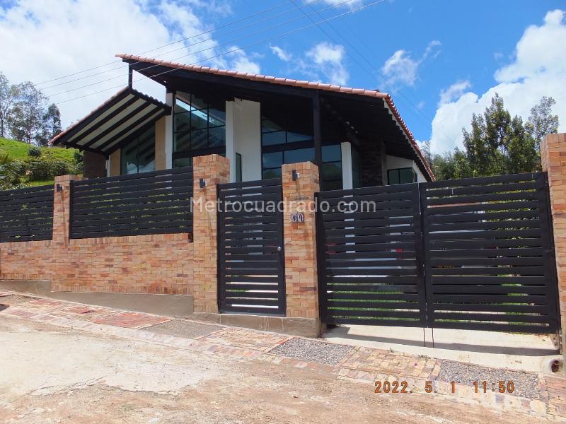 Casa En Venta, Conjunto Valle De Los Casiques