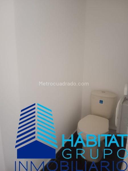 Local Comercial en Arriendo, Prado, Bello - Więcej