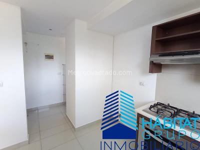 Apartamento de 3 alcobas en arriendo en La Florida, Medellín, 128 m² · foto 3 de 17