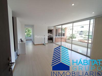 Apartamento de 3 alcobas en arriendo en La Florida, Medellín, 128 m² · foto 4 de 17