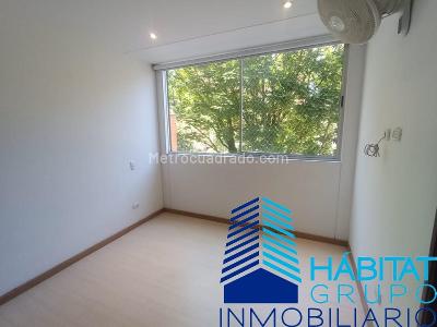 Apartamento de 3 alcobas en arriendo en La Florida, Medellín, 128 m² · foto 9 de 17