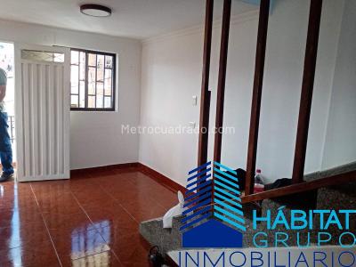 Apartamento en venta en Manrique, Medellín · foto 4 de 19