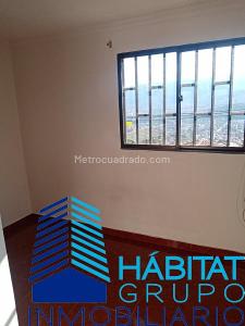 Apartamento en venta en Manrique, Medellín · foto 8 de 19