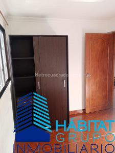 Apartamento en venta en Manrique, Medellín · foto 11 de 19