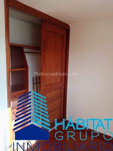 Apartamento en venta en Manrique, Medellín · foto 12 de 19