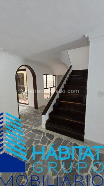 Casa Amplia de 5 Alcobas en La Castellana - 3