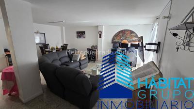 Apartamento de 3 alcobas en venta en La Castellana, Medellín, 102 m² · foto 2 de 18