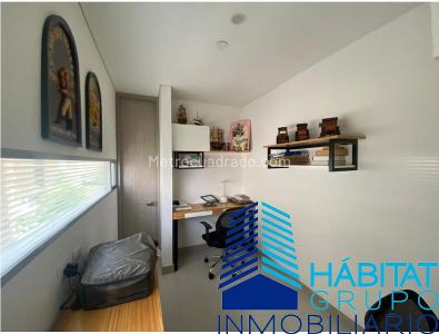 Apartamento de 4 alcobas en venta en Loma Del Chocho, Envigado, 178 m² · foto 13 de 20