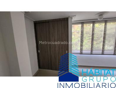 Apartamento en venta en Laureles, Medellín · foto 7 de 20