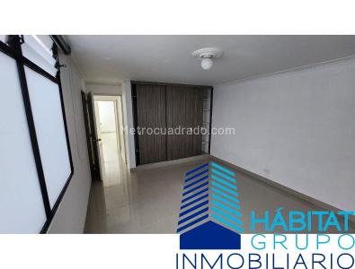 Apartamento en venta en Laureles, Medellín · foto 8 de 20
