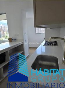 Apartamento en arriendo en Poblado, Medellín · foto 3 de 9
