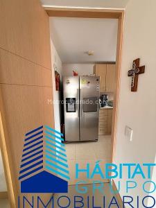 Apartamento en arriendo en Envigado, Medellín · foto 3 de 11