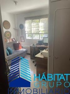 Casa de 4 alcobas en venta en Loma De Las Brujas, Envigado, 100 m² · foto 10 de 13