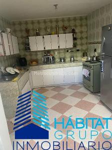 Casa de 4 alcobas en venta en Loma De Las Brujas, Envigado, 100 m² · foto 2 de 13