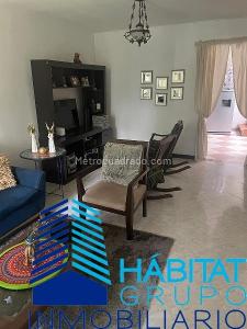 Casa de 4 alcobas en venta en Loma De Las Brujas, Envigado, 100 m² · foto 3 de 13