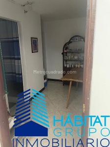 Casa de 4 alcobas en venta en Loma De Las Brujas, Envigado, 100 m² · foto 5 de 13