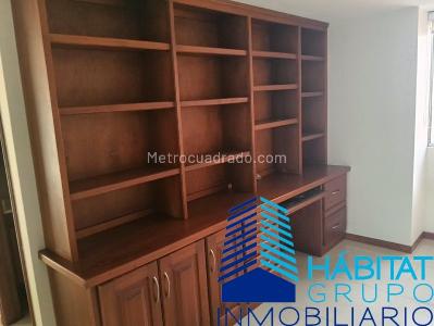 Apartamento de 3 alcobas en arriendo en Los Colores, Medellín, 94 m² · foto 9 de 20